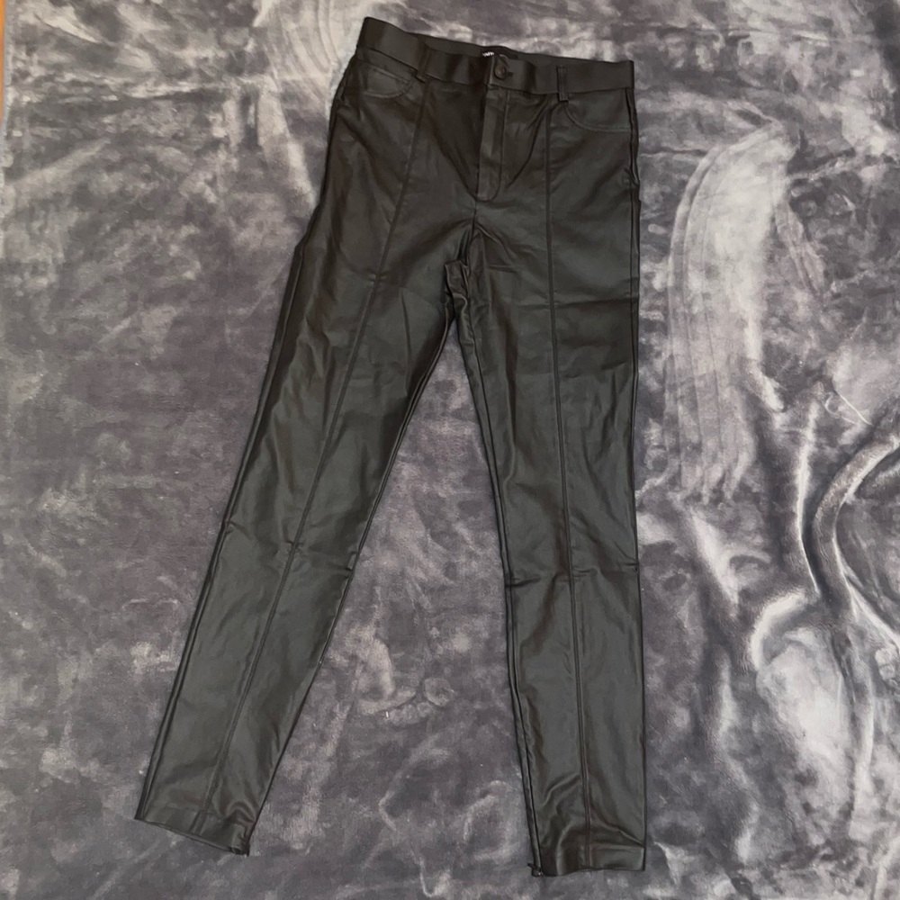 BRAND NEW ZARA FAUX LEATHER PANTS